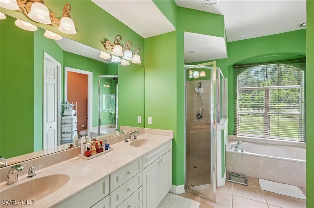 2621 Golden Gate Boulevard W Naples FL 34120
