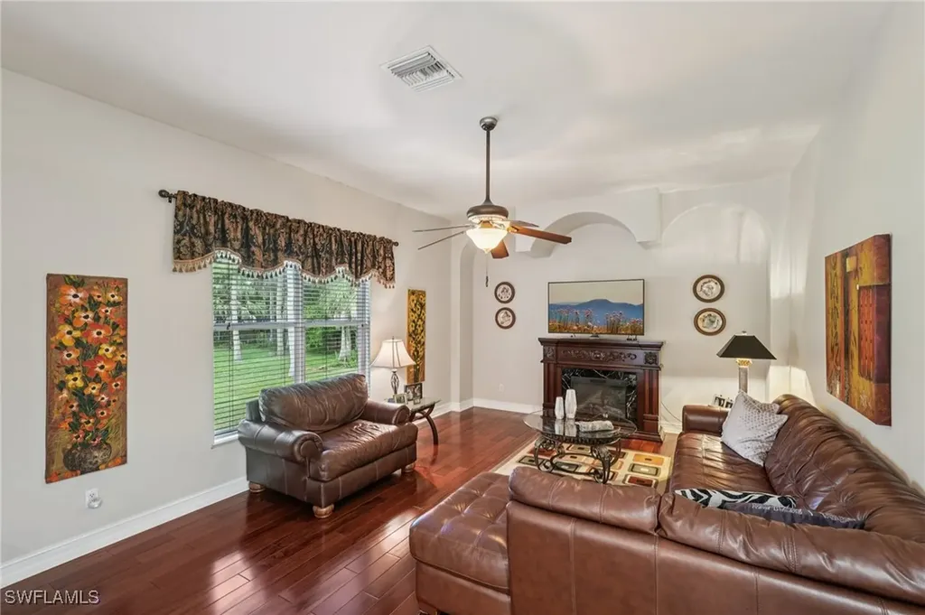 2621 Golden Gate Boulevard W Naples FL 34120