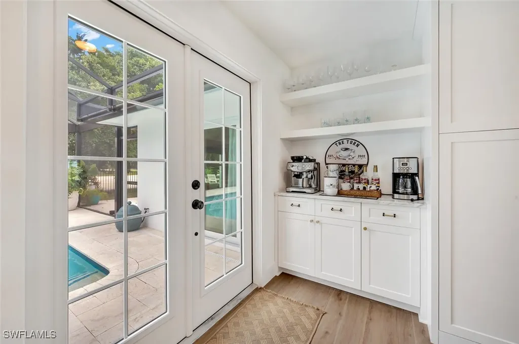 200 Burning Tree Drive Naples FL 34105