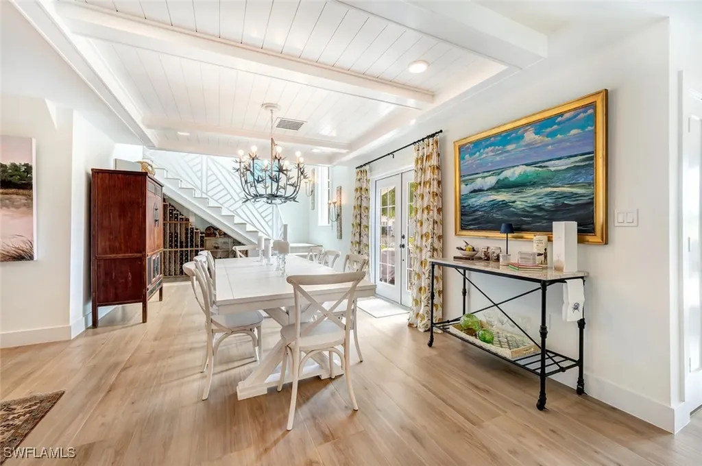 200 Burning Tree Drive Naples FL 34105