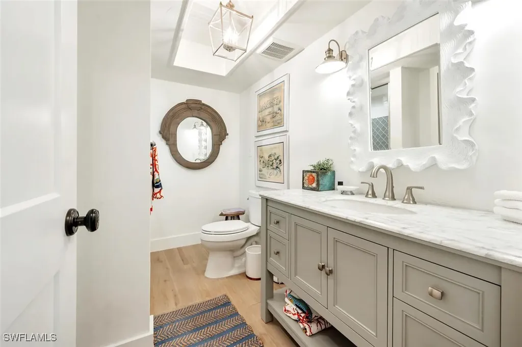 200 Burning Tree Drive Naples FL 34105