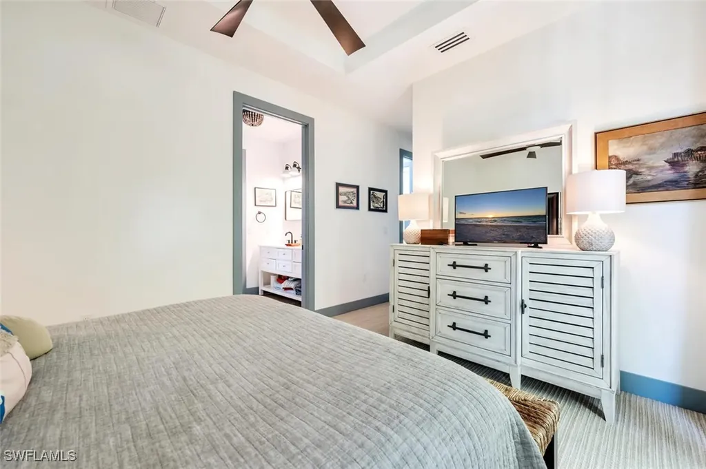 200 Burning Tree Drive Naples FL 34105