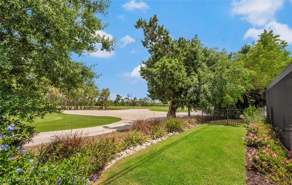 200 Burning Tree Drive Naples FL 34105