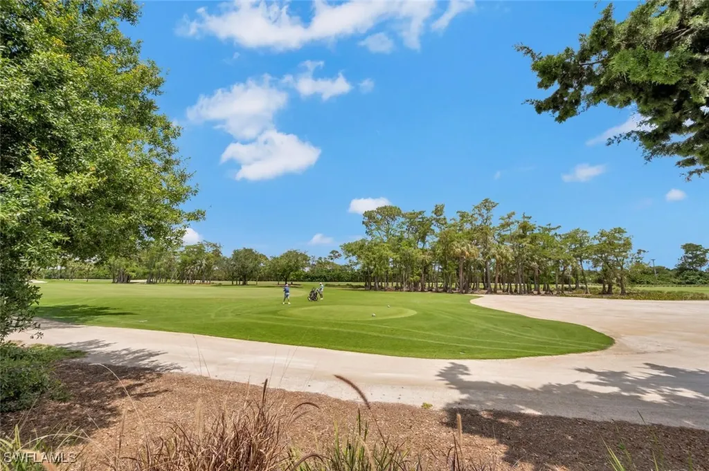 200 Burning Tree Drive Naples FL 34105