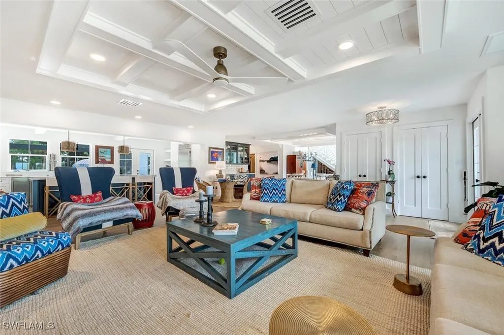 200 Burning Tree Drive Naples FL 34105