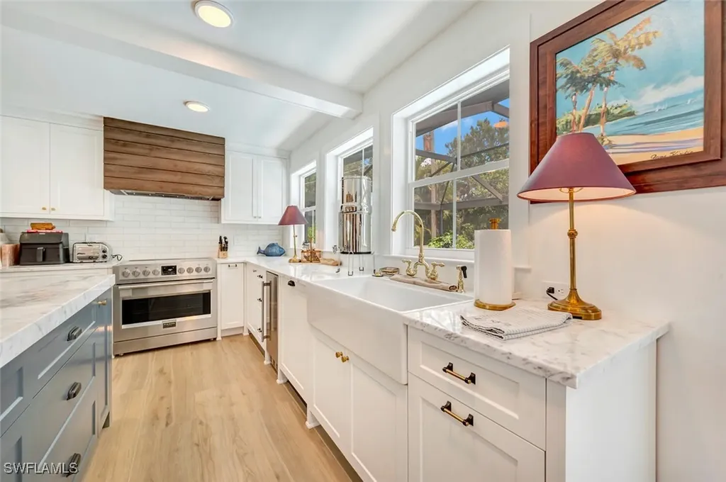 200 Burning Tree Drive Naples FL 34105