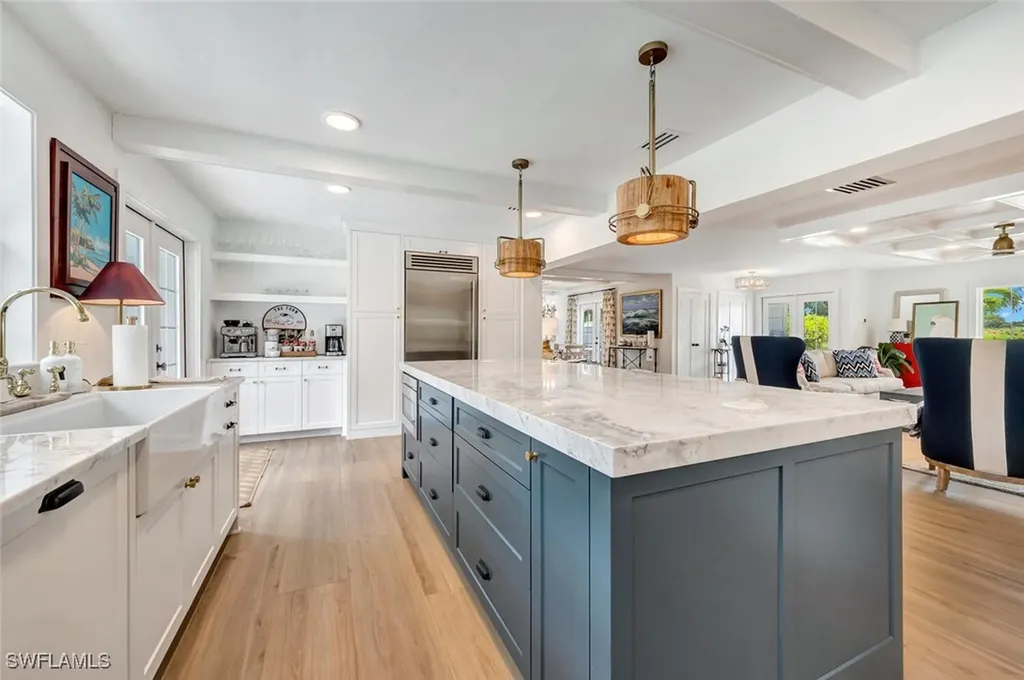 200 Burning Tree Drive Naples FL 34105