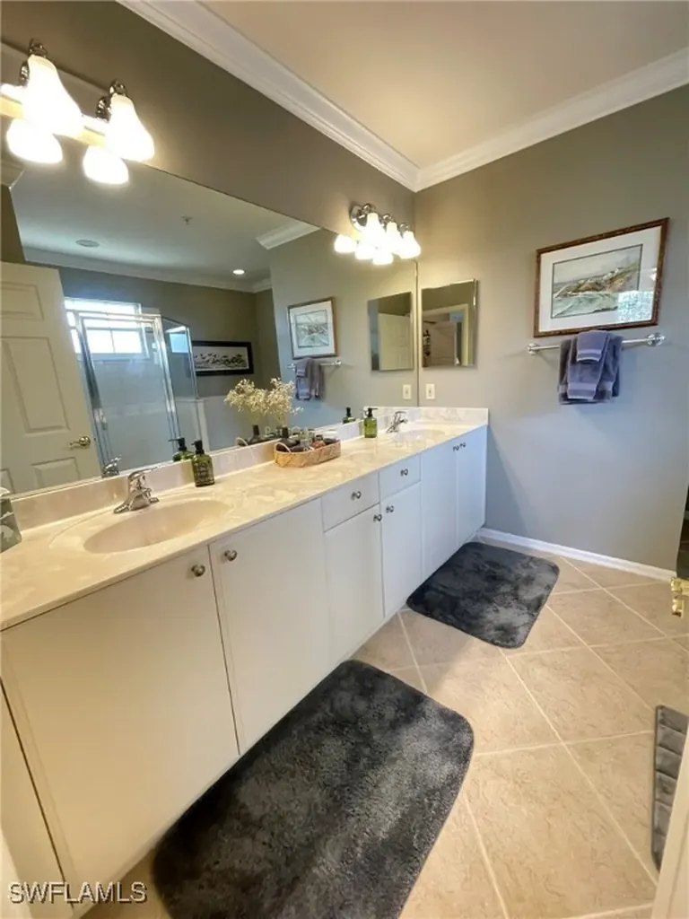 8165 Celeste Drive Naples FL 34113