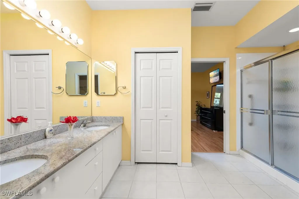 455 Crossfield Circle Naples FL 34104