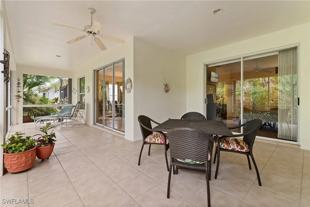 455 Crossfield Circle Naples FL 34104