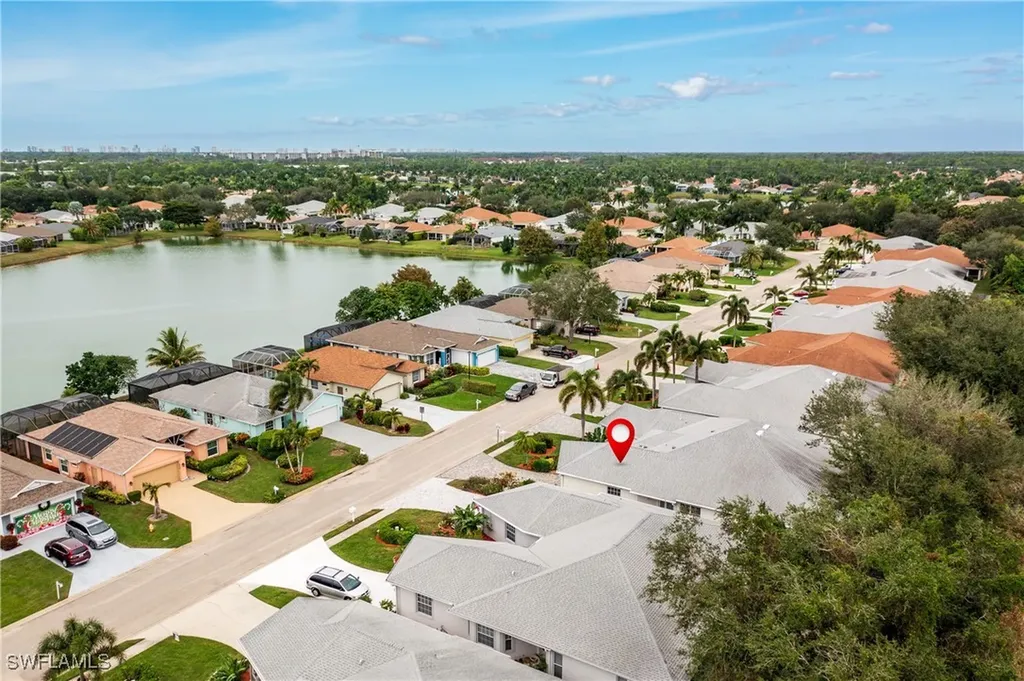 455 Crossfield Circle Naples FL 34104