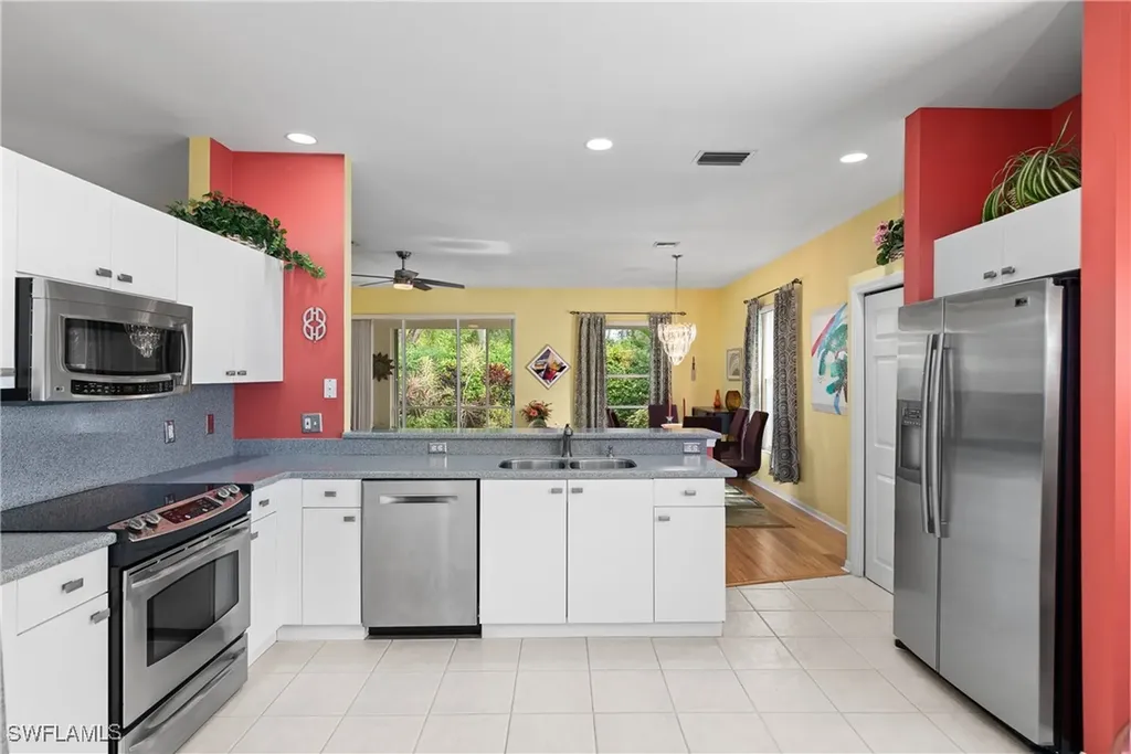 455 Crossfield Circle Naples FL 34104