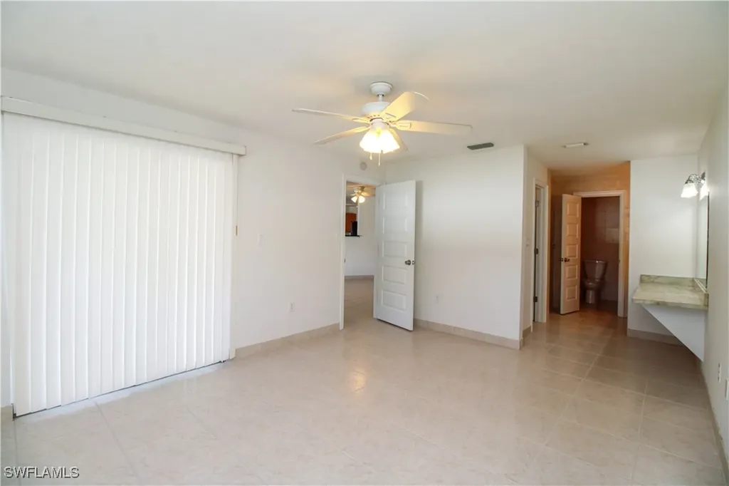 615 108th Avenue N Naples FL 34108