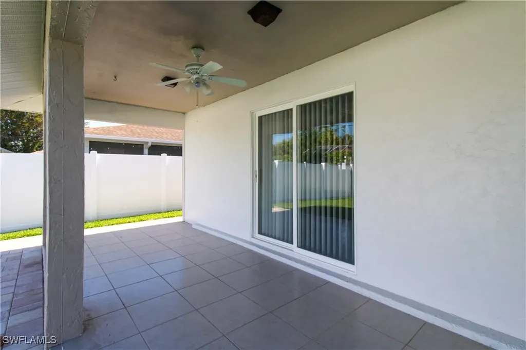 615 108th Avenue N Naples FL 34108