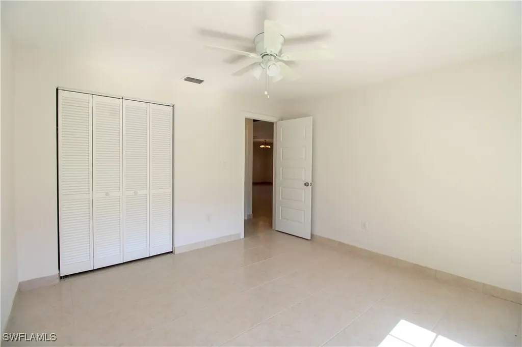 615 108th Avenue N Naples FL 34108