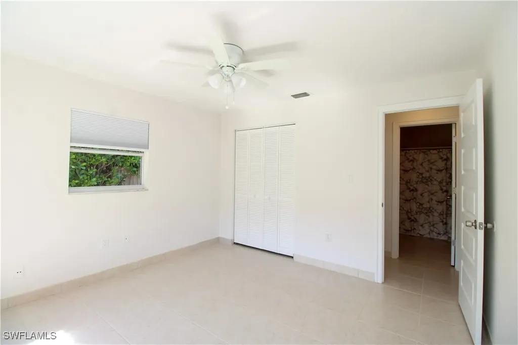 615 108th Avenue N Naples FL 34108