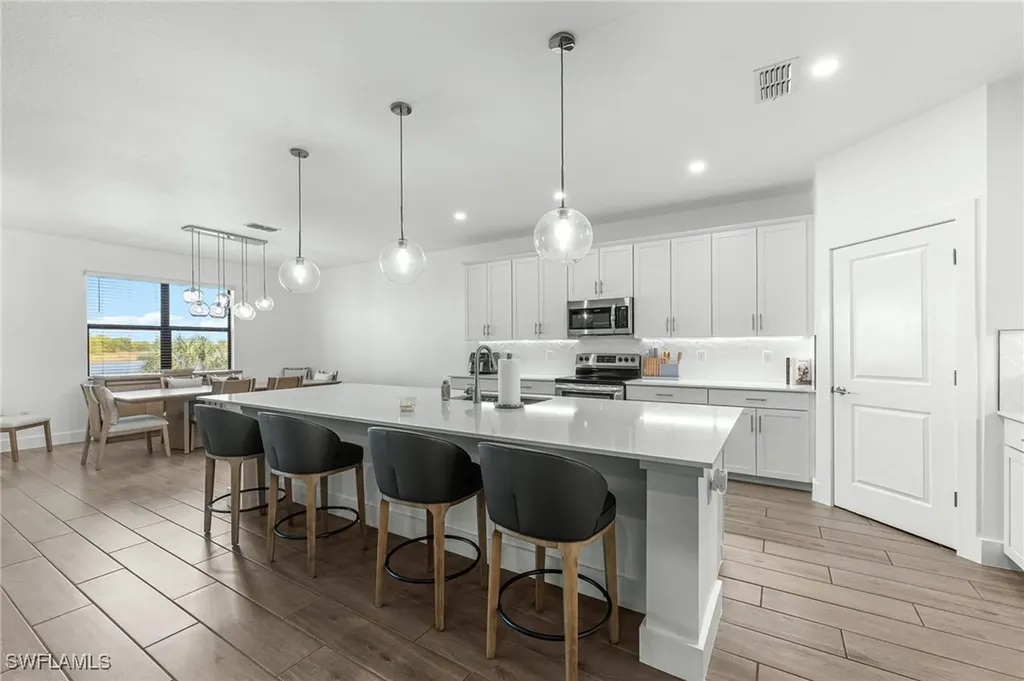 1465 Birdie Drive Naples FL 34120