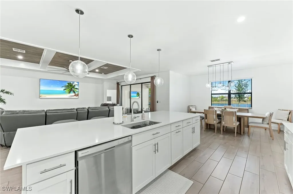 1465 Birdie Drive Naples FL 34120