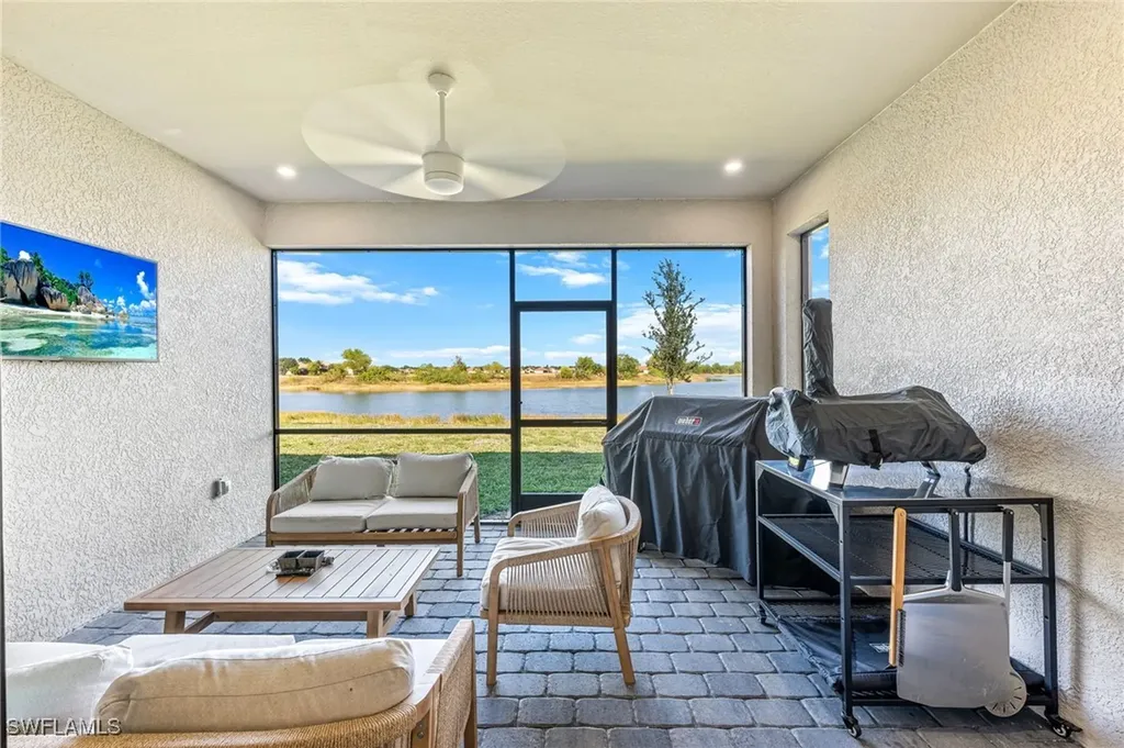 1465 Birdie Drive Naples FL 34120
