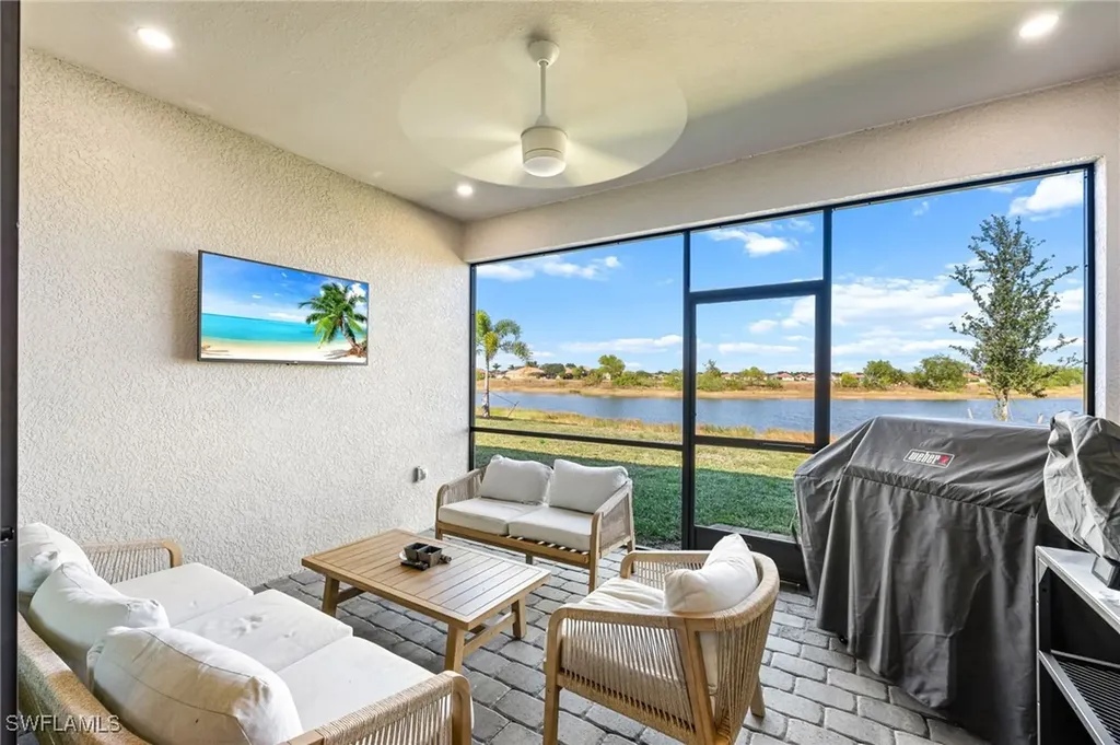 1465 Birdie Drive Naples FL 34120