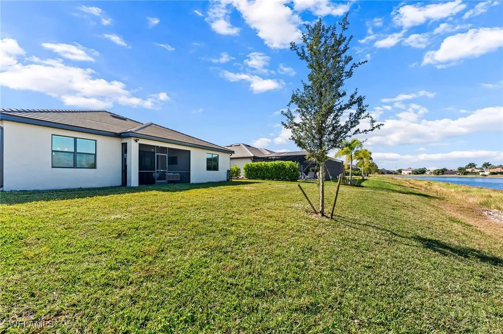 1465 Birdie Drive Naples FL 34120