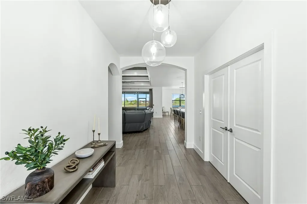 1465 Birdie Drive Naples FL 34120