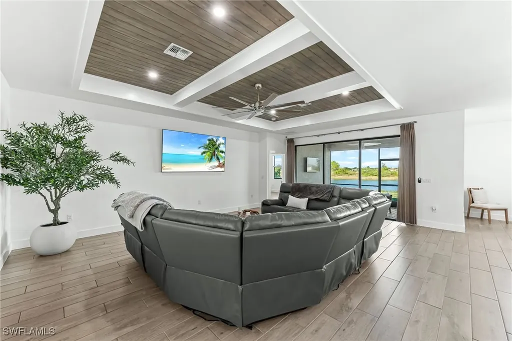 1465 Birdie Drive Naples FL 34120