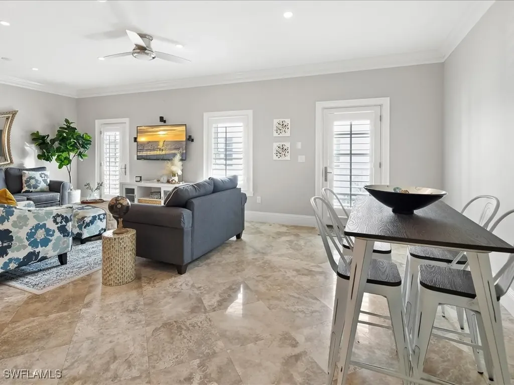 292 14th Avenue S Naples FL 34102