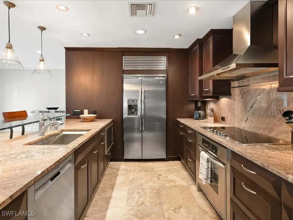 292 14th Avenue S Naples FL 34102