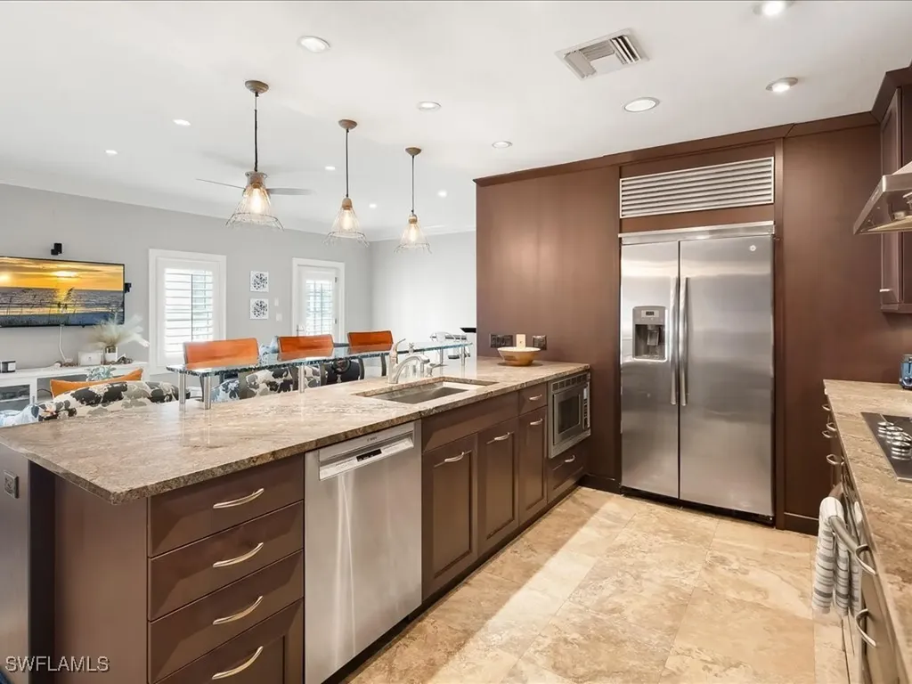 292 14th Avenue S Naples FL 34102