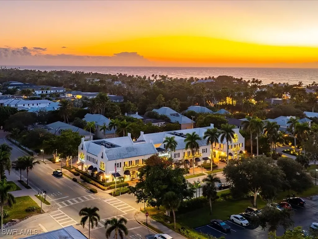 292 14th Avenue S Naples FL 34102