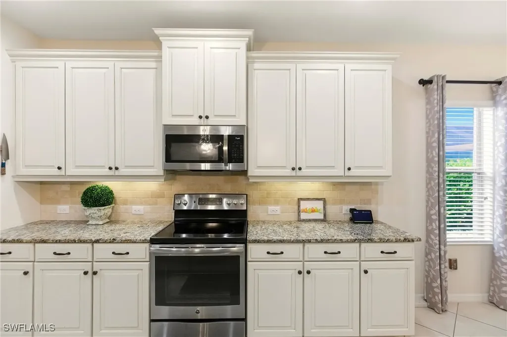 14503 Manchester Drive Naples FL 34114