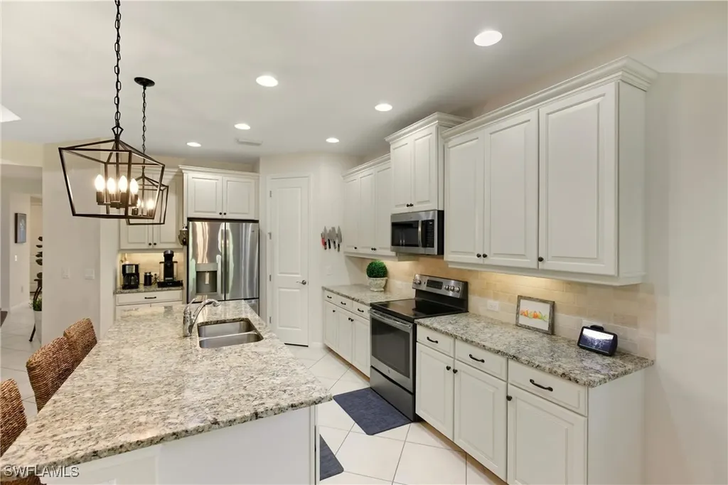14503 Manchester Drive Naples FL 34114