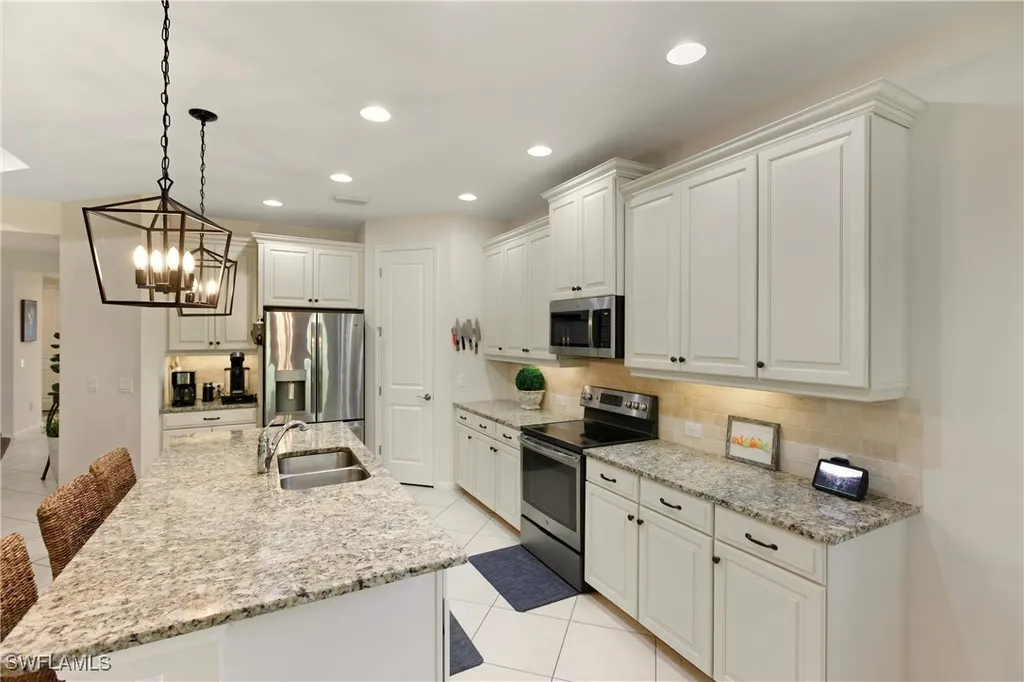 14503 Manchester Drive Naples FL 34114