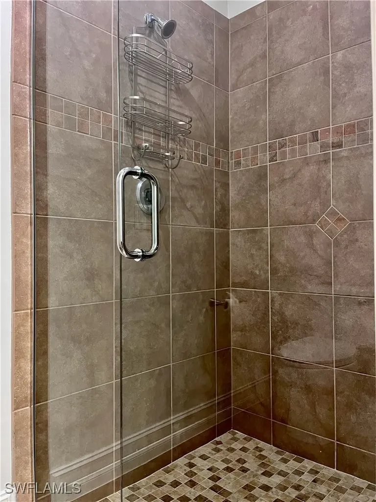9092 Chula Vista Street Naples FL 34113