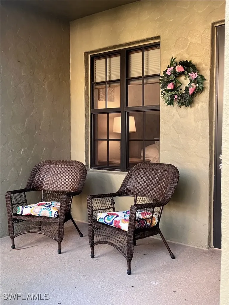 9092 Chula Vista Street Naples FL 34113