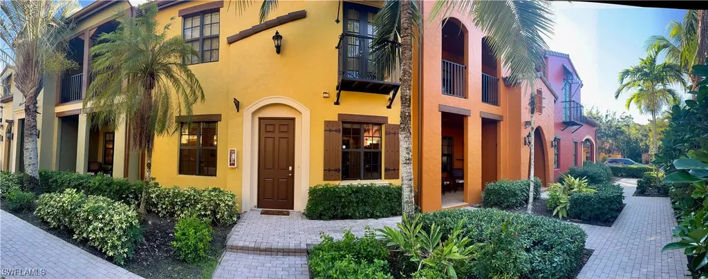 9092 Chula Vista Street Naples FL 34113