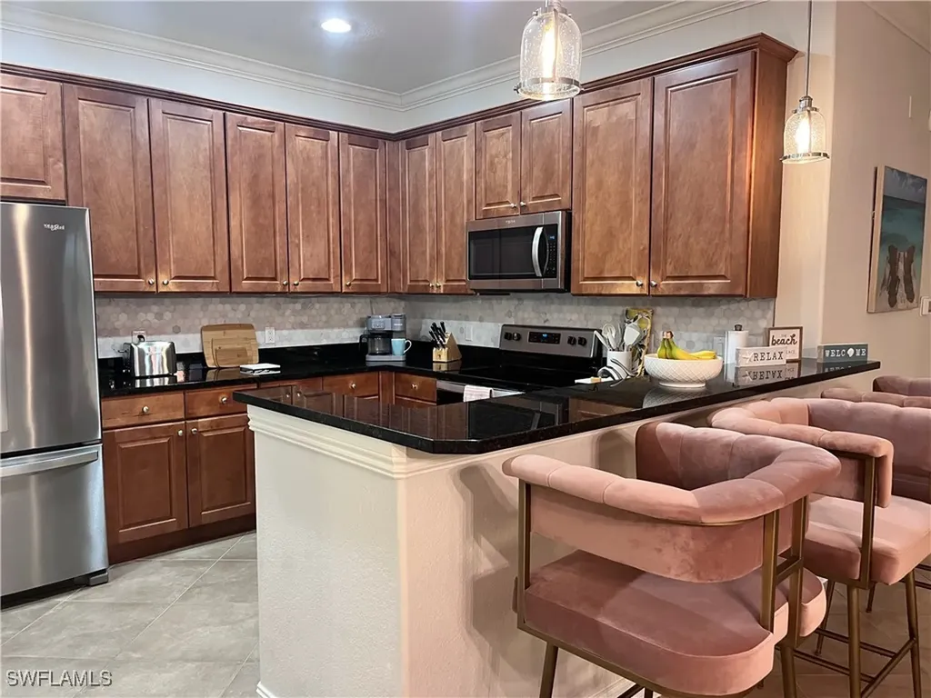 9092 Chula Vista Street Naples FL 34113