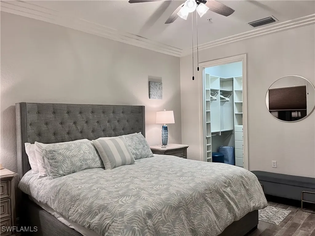 9092 Chula Vista Street Naples FL 34113
