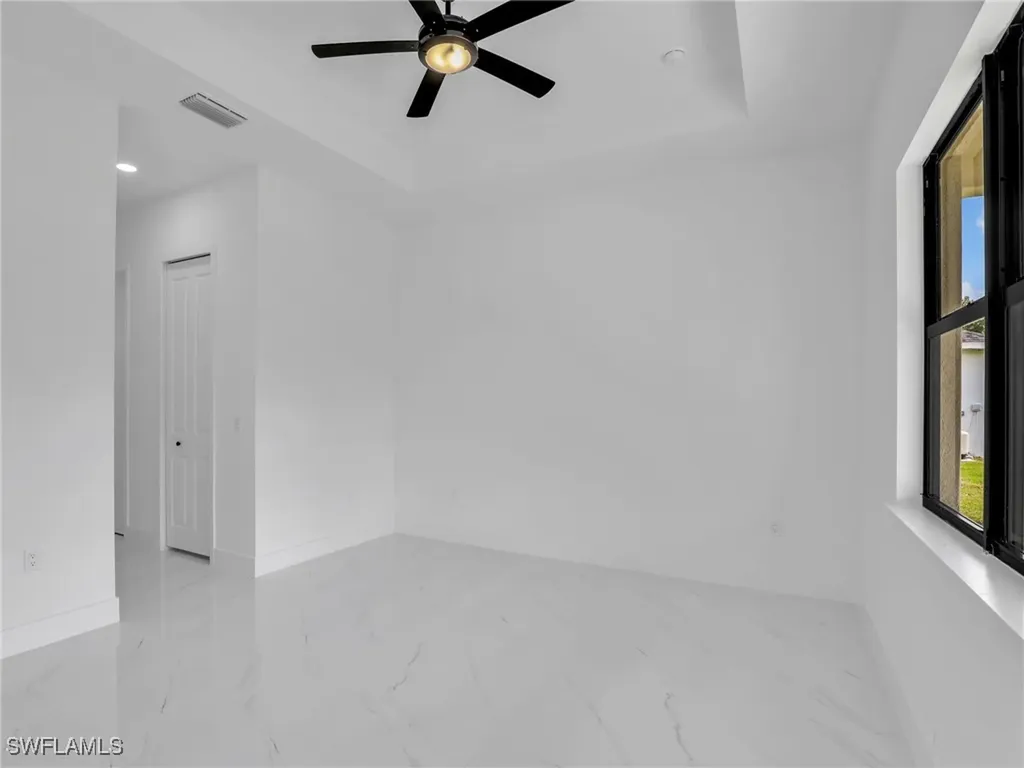 2221 Robert Avenue Alva FL 33920