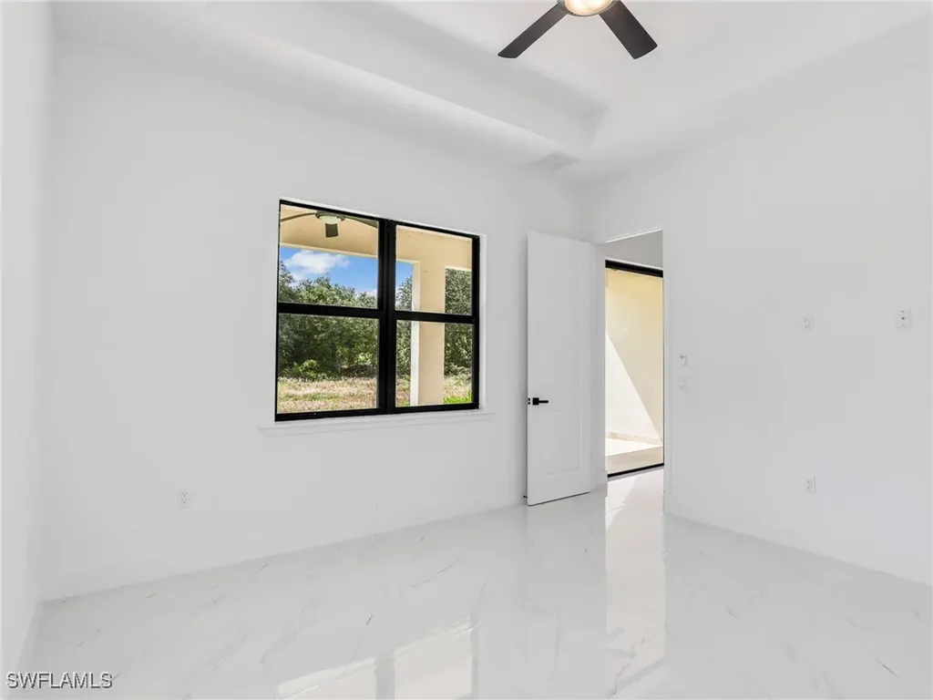 2221 Robert Avenue Alva FL 33920