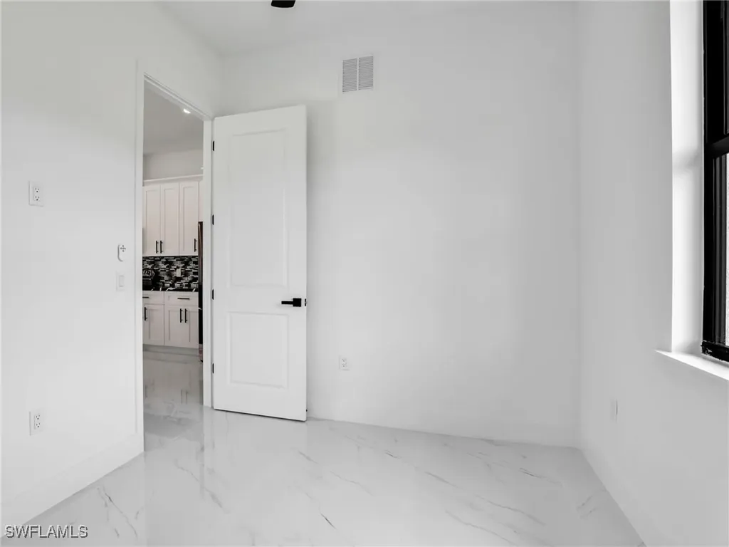 2221 Robert Avenue Alva FL 33920