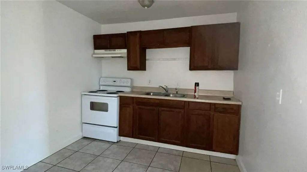 216 Maria Street Fort Myers FL 33916
