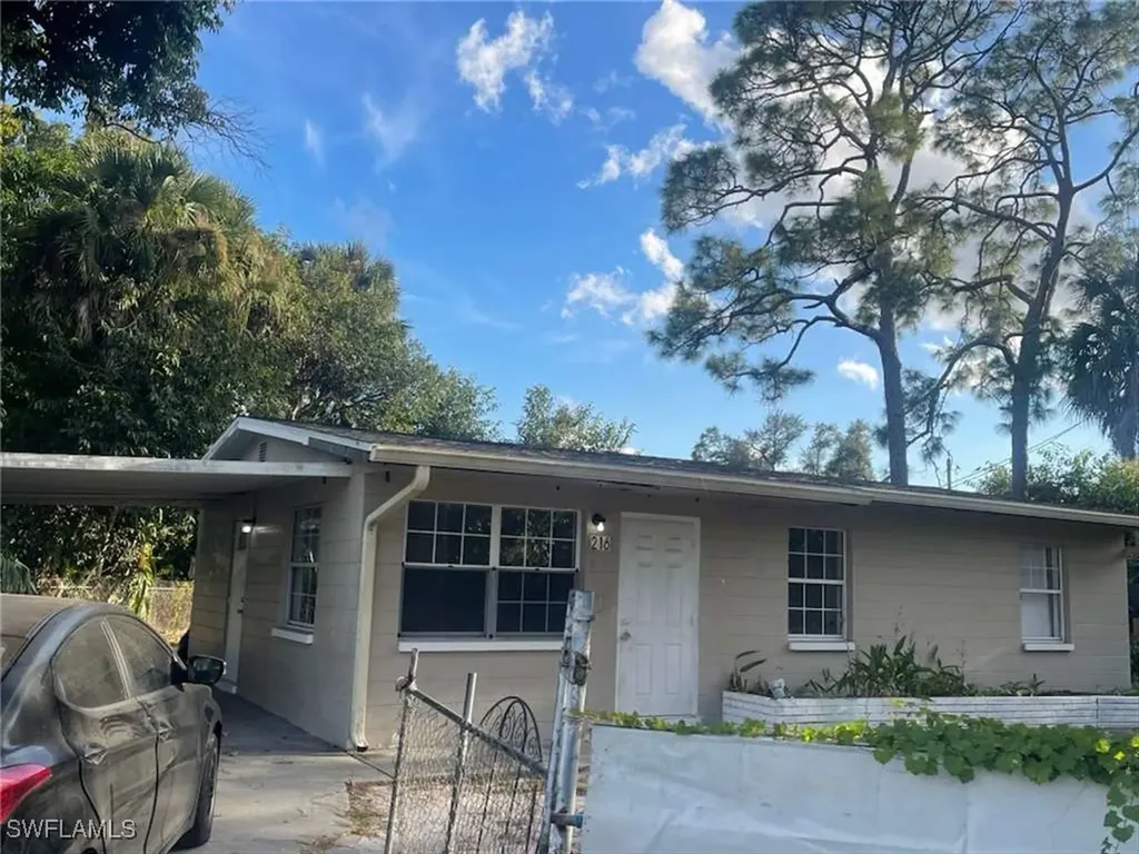 216 Maria Street Fort Myers FL 33916