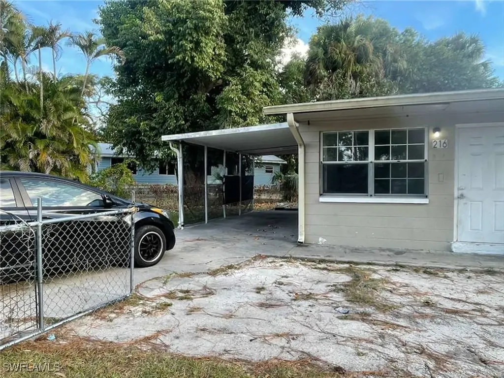 216 Maria Street Fort Myers FL 33916