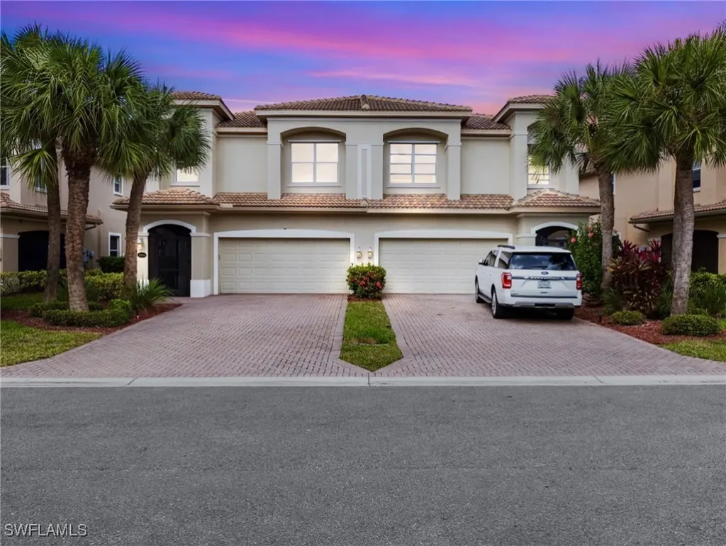 Estero FL, 20334 Larino Loop