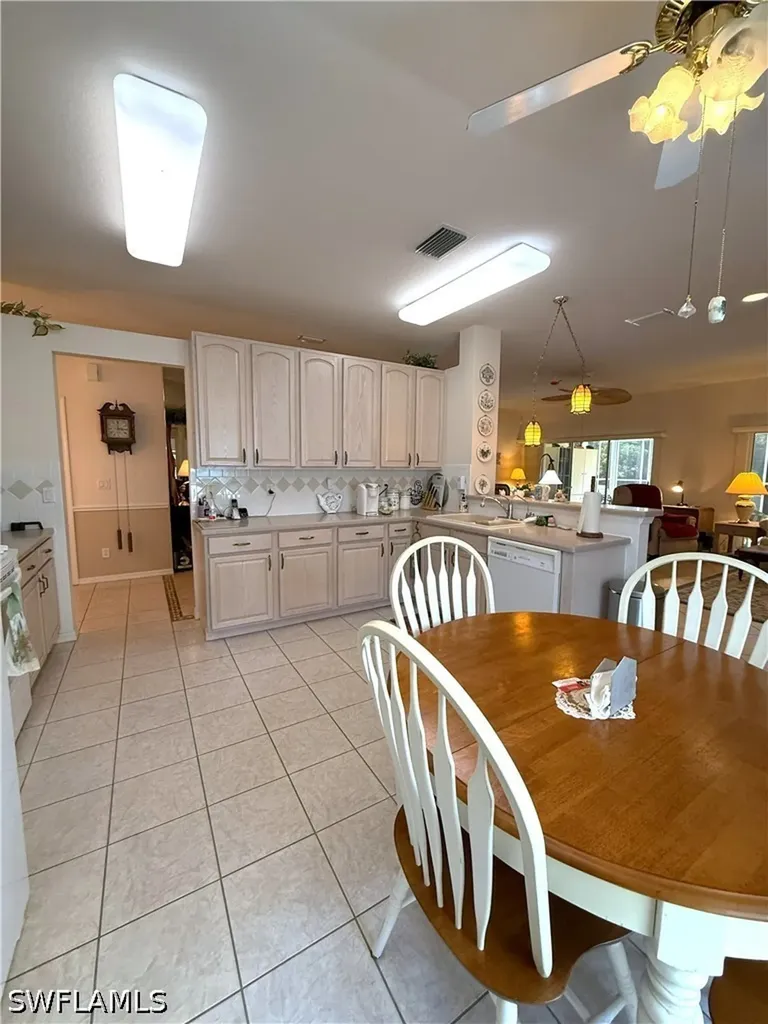 7442 Meldin Court Naples FL 34104