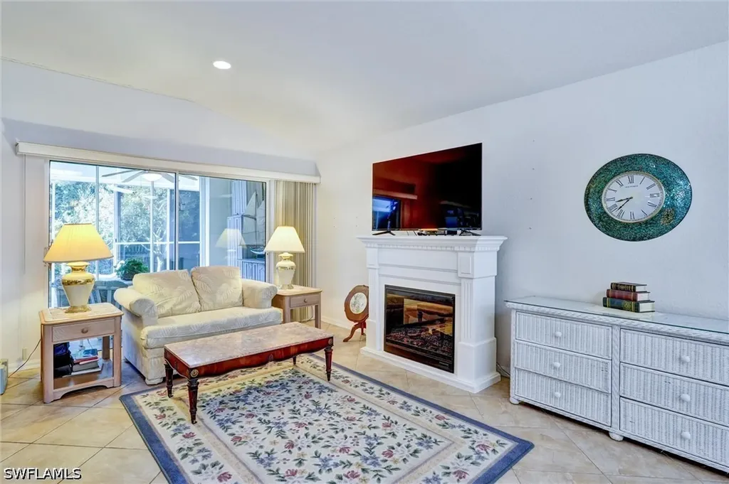 7442 Meldin Court Naples FL 34104