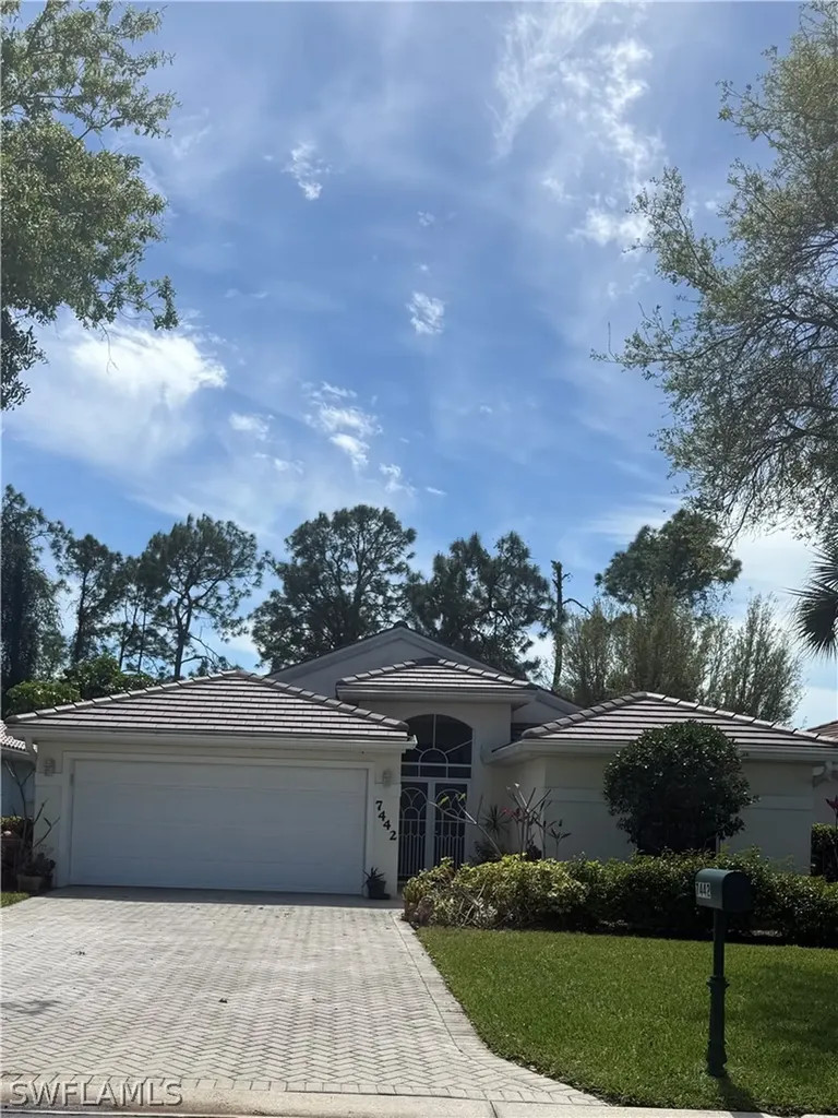 7442 Meldin Court Naples FL 34104