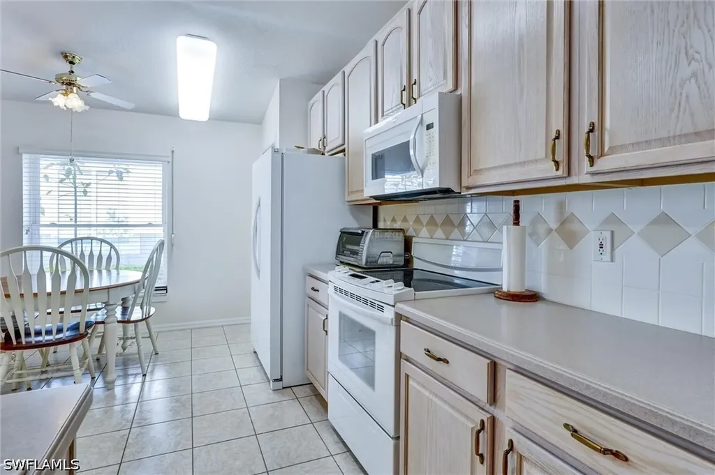 7442 Meldin Court Naples FL 34104